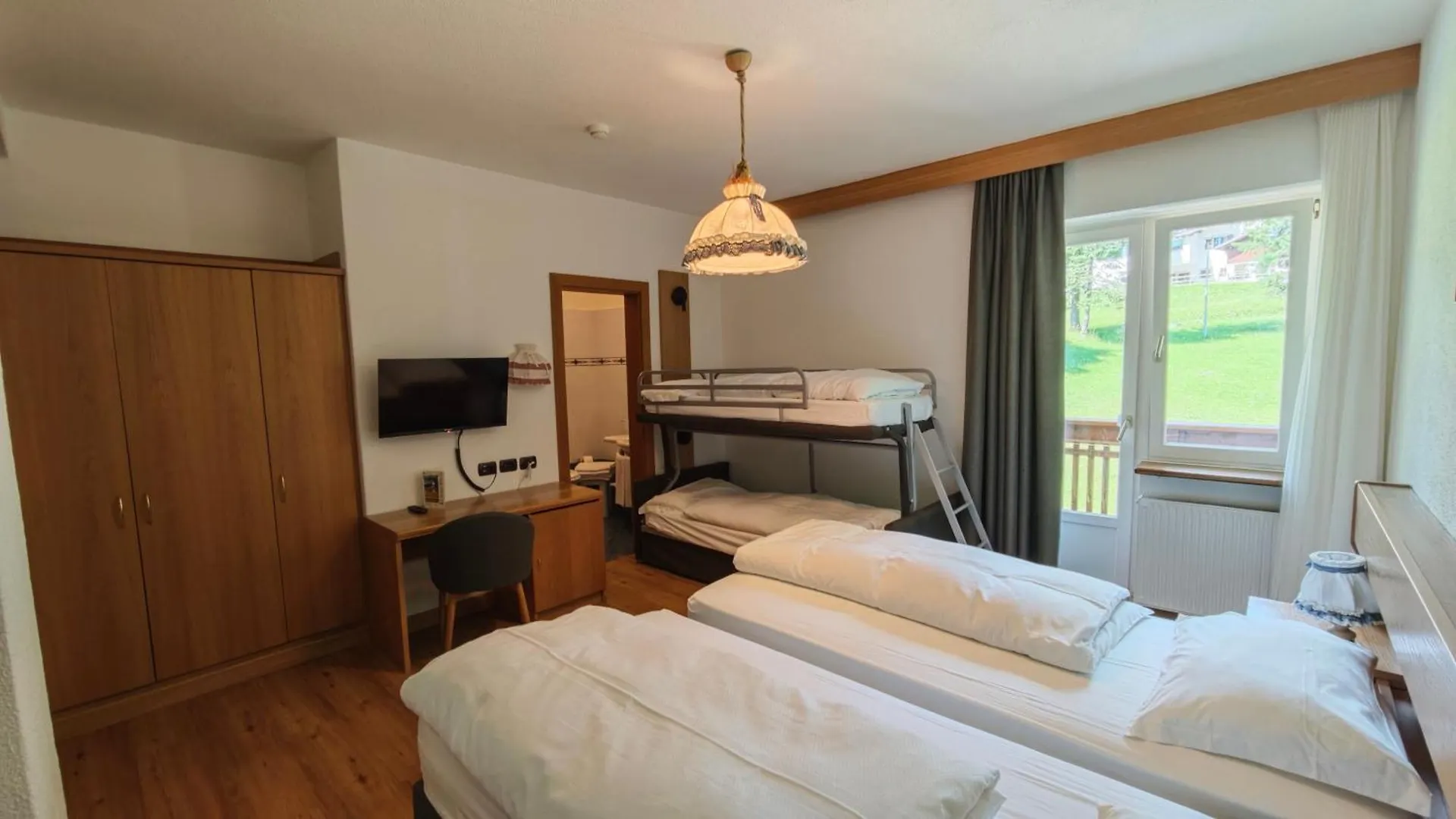 Hotel Roy Malga Ciapela 3*,  Italien